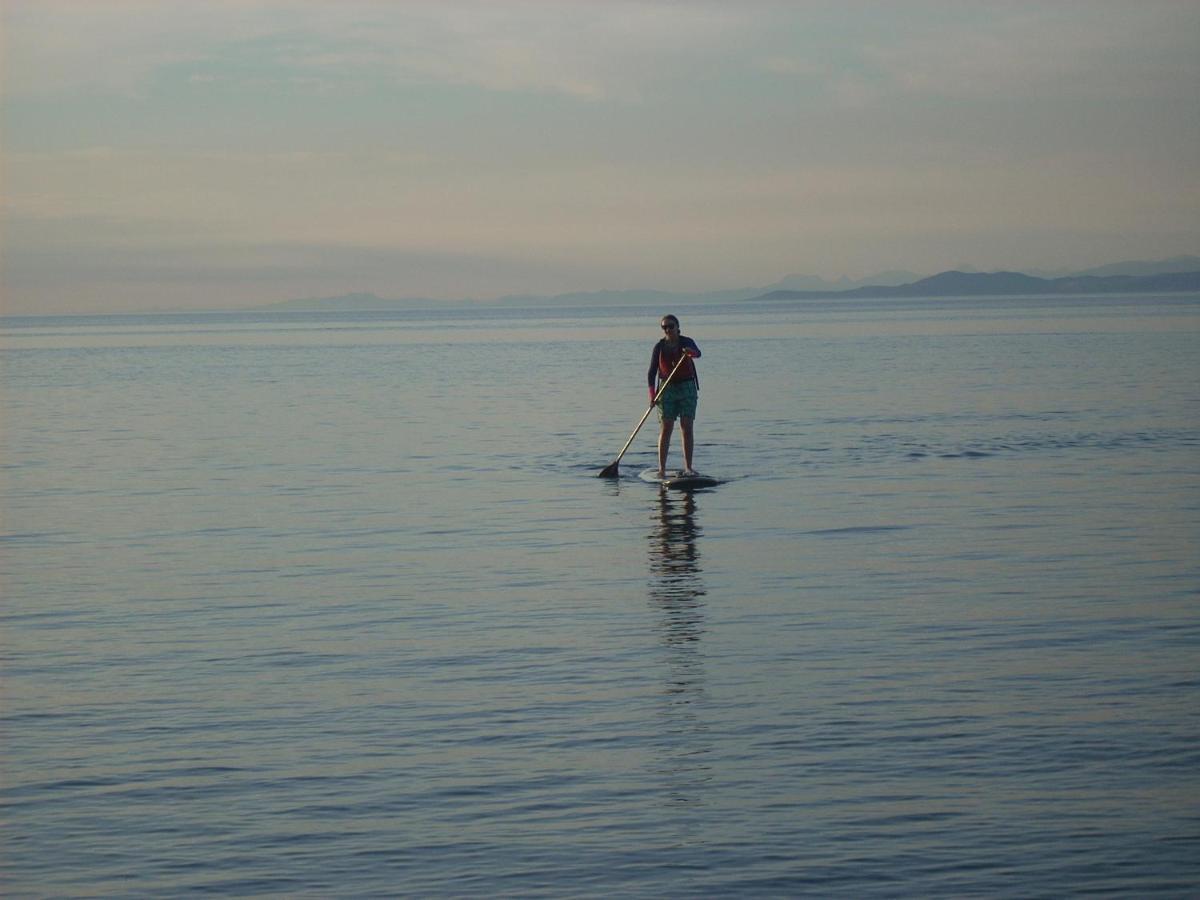 Bed and Breakfast At Nautica Tigh Private Keypad Entrances Qualicum Beach Exteriér fotografie